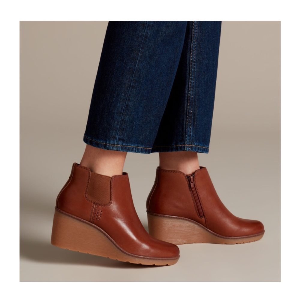 Clark’s Hazen Flora Wedge Ankle Boots